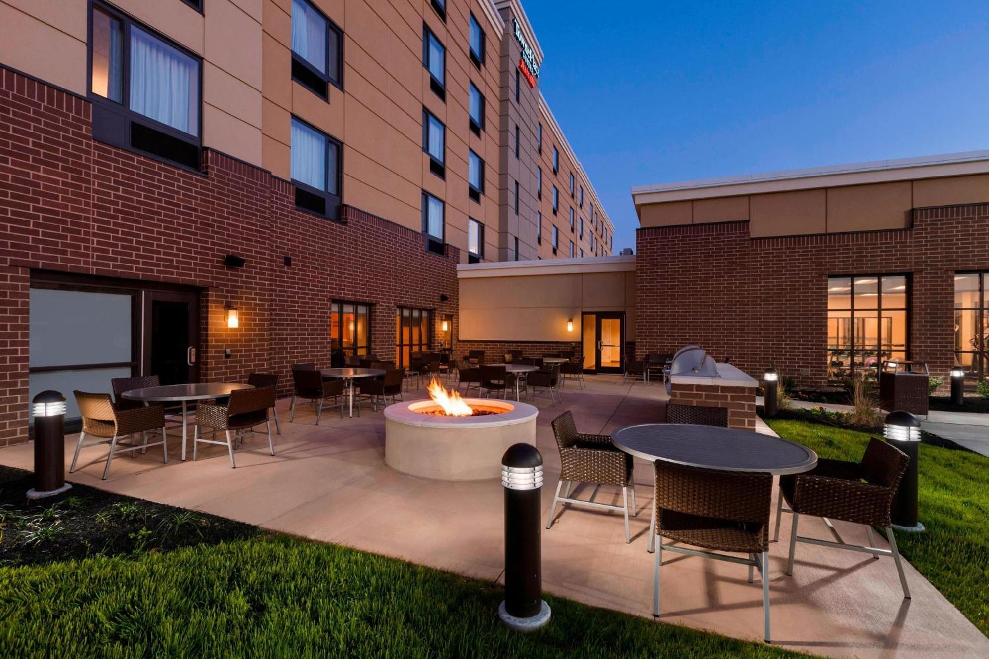 Towneplace Suites By Marriott Harrisburg West/Mechanicsburg Exterior foto